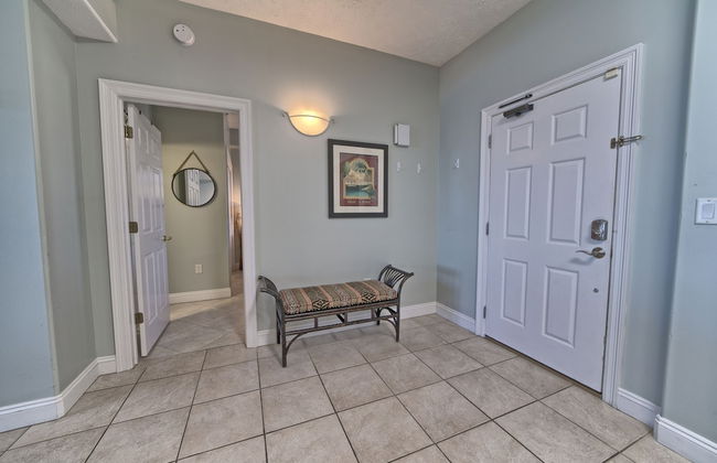 Luxurious Beachfront Condo with Beachside Pool Access and Free WiFi - Unit 1202 by RedAwning - Foto 30