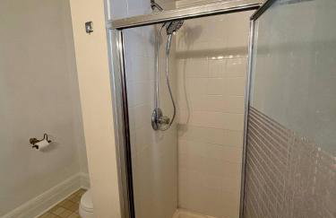 2nd Floor suite, close to ISU, Mill, & downtown - Foto 33