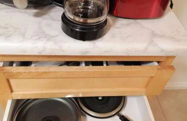 Beautiful home with your own entrance in Sandy - Foto 23