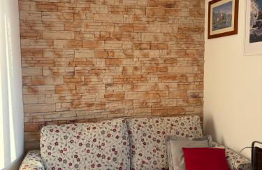 With your feet in the lake - Photo 2