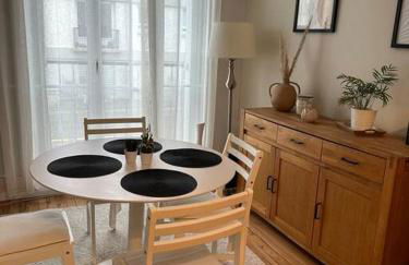 Grand F2 Perret de 60 m2, traversant lumineux, Plein Centre, 36 rue de Paris, vue Catène, arrivée autonome - Foto 17