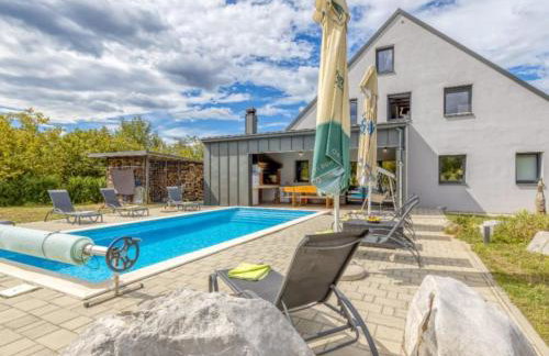 Holiday Home Mali Raj - Foto 1