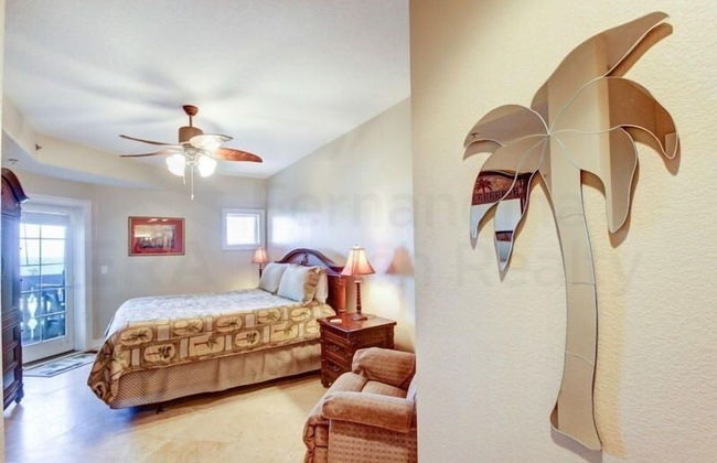 Deluxe Condo at the heart of Main Beach by RedAwning - Foto 2