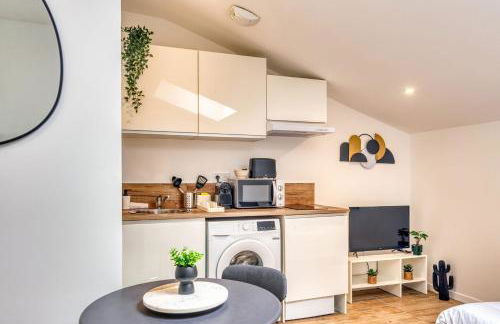 Le Factory - Studio contemporain - Proche métro B - Foto 3