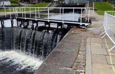 Hayfield lodge - Photo 2