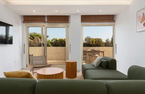 The Marbella Beachfront Gem - Photo 18