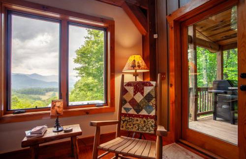 Chasing Sunsets: A Cozy 2-Bedroom Cabin in Smoky Mts with Stunning Mountain Views. - Foto 50