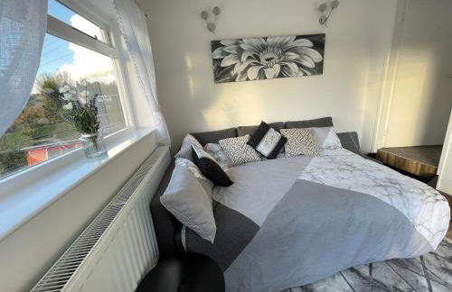 Tollgate House - Luxury Cozy Cottage - HUGE Hot Tub - Alton Towers - Foto 14