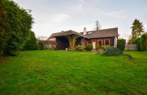 Tolstov House - 6 Room Villa with Garden - 15 Min Messe DUS & Airport DUS - Photo 2