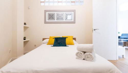 Sarria 24 Bajo by JD Apartment Management - Foto 5, towels, wardrobe