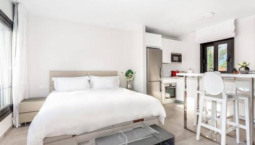 by RIVA - Chic, Contemporary Studio in Puerto Banus Gardens - Foto 2, Other