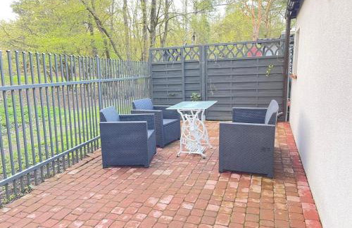 Domek nad jeziorem w Puszczy Zielonka - Foto 8