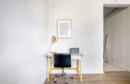 Downtown Bellevue 1BR w Lounge Gyms nr shops SEA-125 - Foto 3