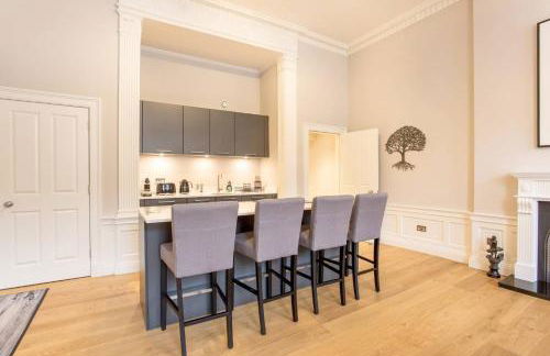 JOIVY York Place Apartment in Georgian City Centre Building - Foto 26