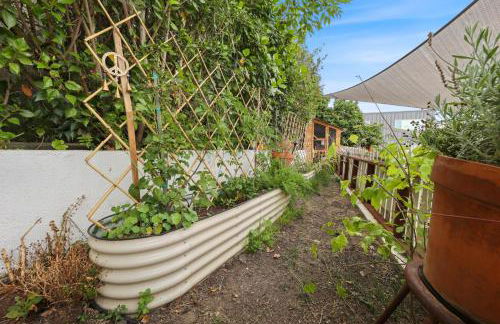 Silver Lake Cozy Getaway - Photo 13