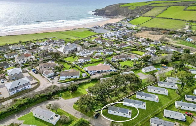 Pottsville Cabin - Short Walk to Praa Sands Beach - Photo 25