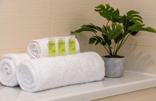 Stunning Liverpool Dockside Apt by City SuperHost - Foto 25