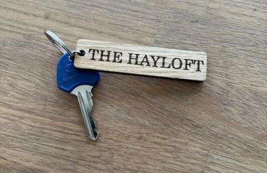 The Hayloft, Modern 4 Bed, 8 person, Barn Conversion in a Rural Location with Great Access & Hot Tub - Foto 18