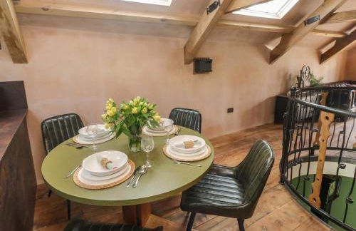 Becket's Barn - Photo 9