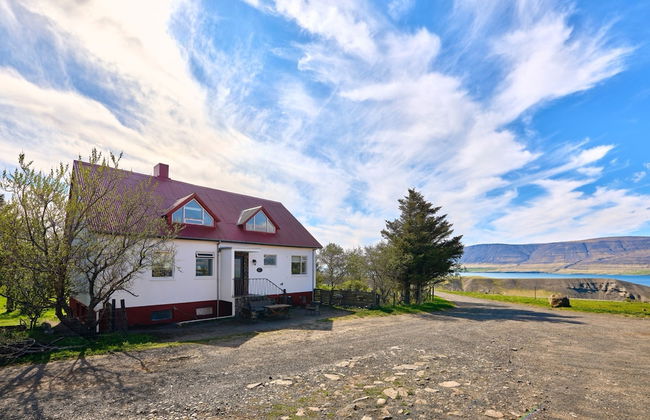 Kidafell Farmhouse - Photo 49