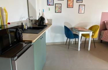 Studio Pop-25m2-Neuf et coloré - WiFi-Netflix - Foto 10