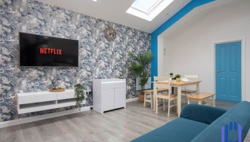 Santorini Blues by CEFAS - Free Parking - Bungalow - Near Airport - Foto 1