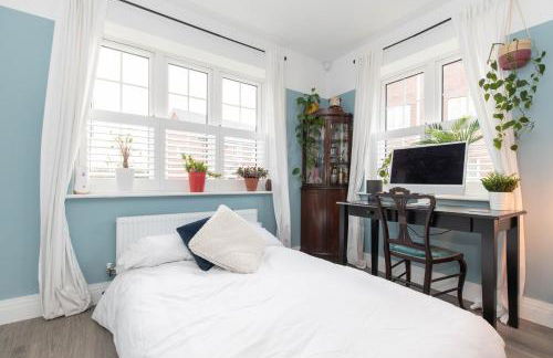 Sleeps 8, off-road parking for 3 cars, pet friendly, welcome hamper - Foto 26