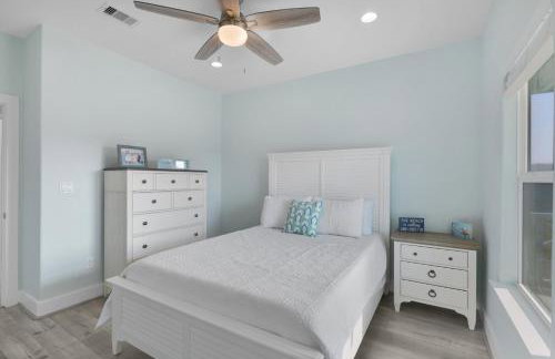 Near Beach Large Home Sleeps 22 BBQ Soaking Tub - Foto 25