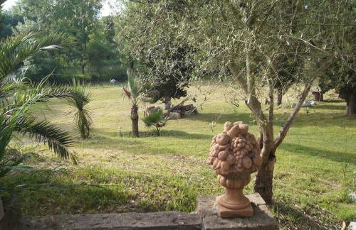 Luxurious private 100sqm studio with infinity pool - Foto 22