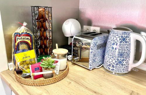 Designer and Quiet Studio 5 min to Maria Zambrano Station and 15 min walk to Beach - Foto 24