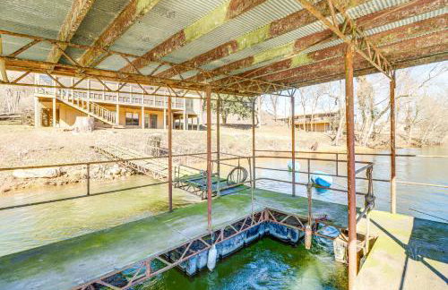 Spacious Cabin with Private Dock on White River! - Foto 34