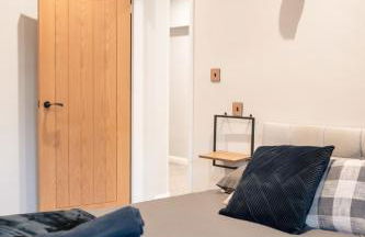 Stunning 2 Bedroom Beach Apartment With Garden - Foto 18