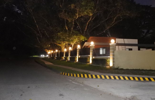 Aurora Villas and Cabin Resort - Photo 47