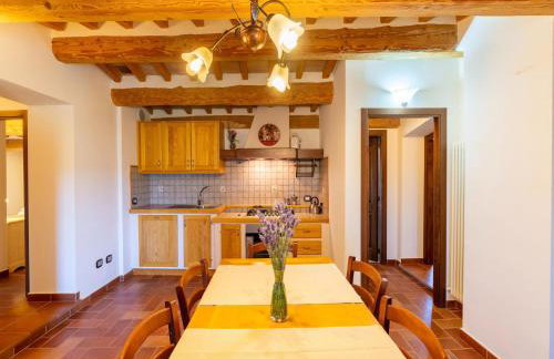 Apartment in a farmhouse with 2 swimming pools - Photo 4