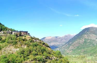 Casa Rural con patio y BBQ en La Vall de Boí - Foto 32
