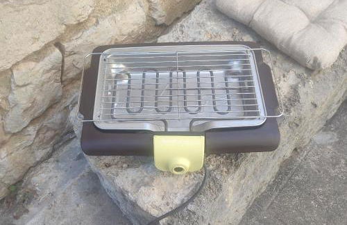 Les Bancs d'Autrefois, maison climatisée avec WIFI au centre de Ruoms - Foto 5