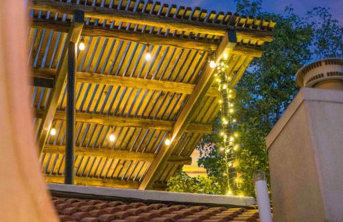 Heart of Cherry Creek Group Retreat Hot Tub - Foto 59