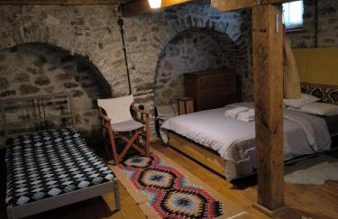 The Mountain House -mountain getaway - Photo 4