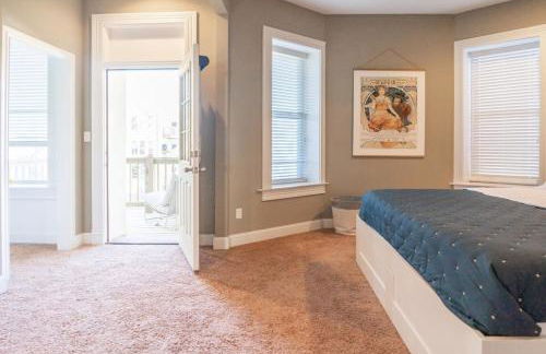 Lovely 4BR Shaw Family Home Garage ABODEbucks - Photo 27