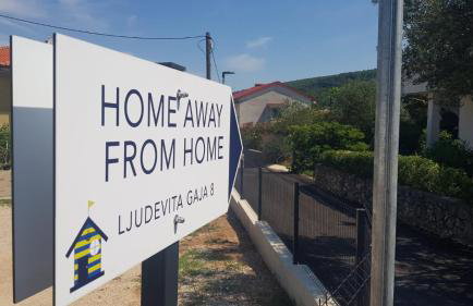 Home Away From Home with a heated pool - Foto 36