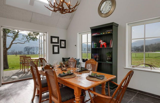 Dalveich Cottage W/hot tub & Stunning Views - Photo 19