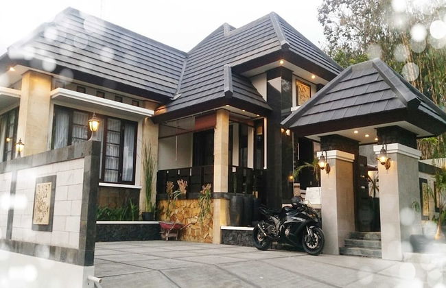 Villa Amaryllis Kaliurang - Foto 1