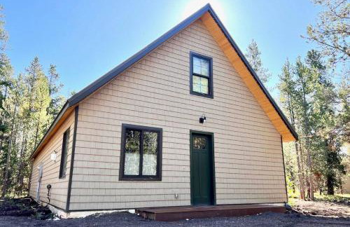 Brand NEW Cabin in the pines - Foto 56