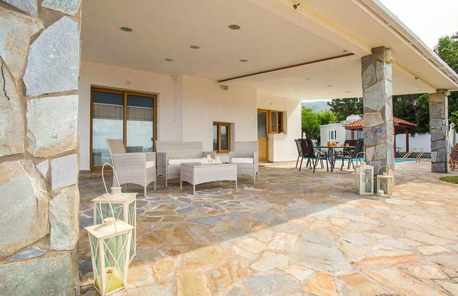 Villa Argaka Sunset Large Private Pool Walk to Beach Sea Views A C Wifi Eco-friendly - 2760 - Foto 22