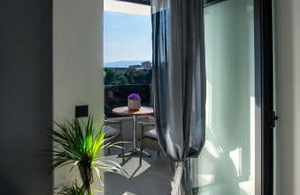 Rijeka Relax Apartment with parking - Photo 12