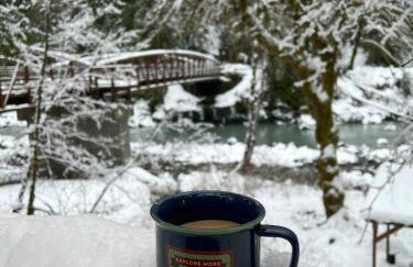 Rusty Bridge River Lodge - Hot tub - Fireplace - Firepit - Foto 21