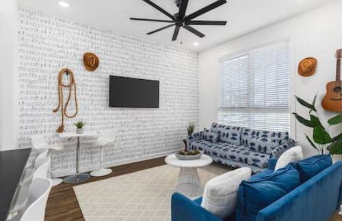 Gorgeous East Nashville House with Rooftop Patio, Garage, 9 Beds, 3 Miles to Downtown - Foto 3