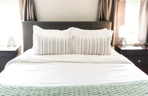 The Penthouse- Heart of OTR w/Rooftop Terrace - Foto 36