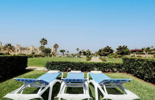 La Cala gorgeous 2 bedroom apartment with stunning gardens, pools and sea views - Photo 11