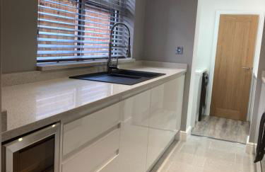 Cheshire Home Stays - Photo 30